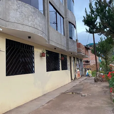 Adriano'S Deluxe Apartments 2 Cusco Exterior photo