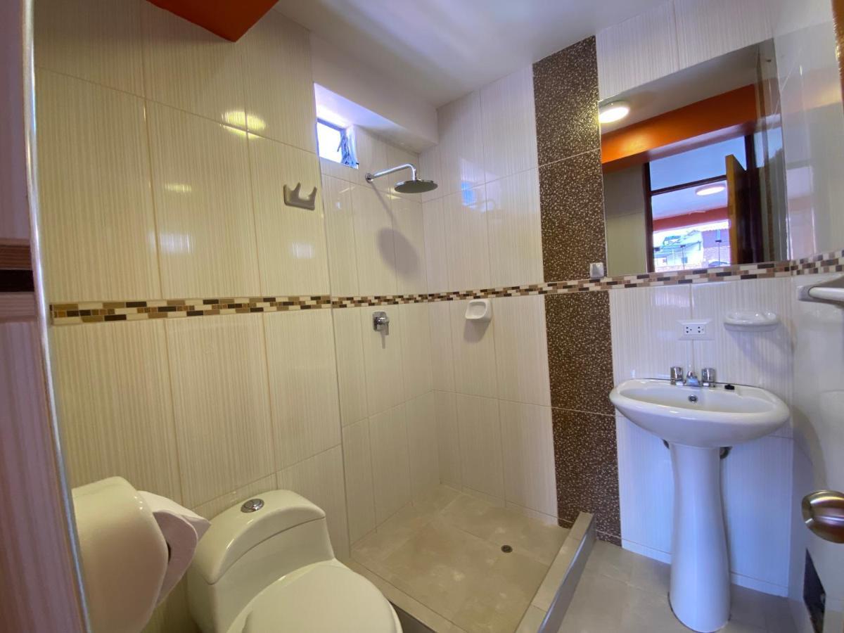 Adriano's Deluxe 2 Apartment *